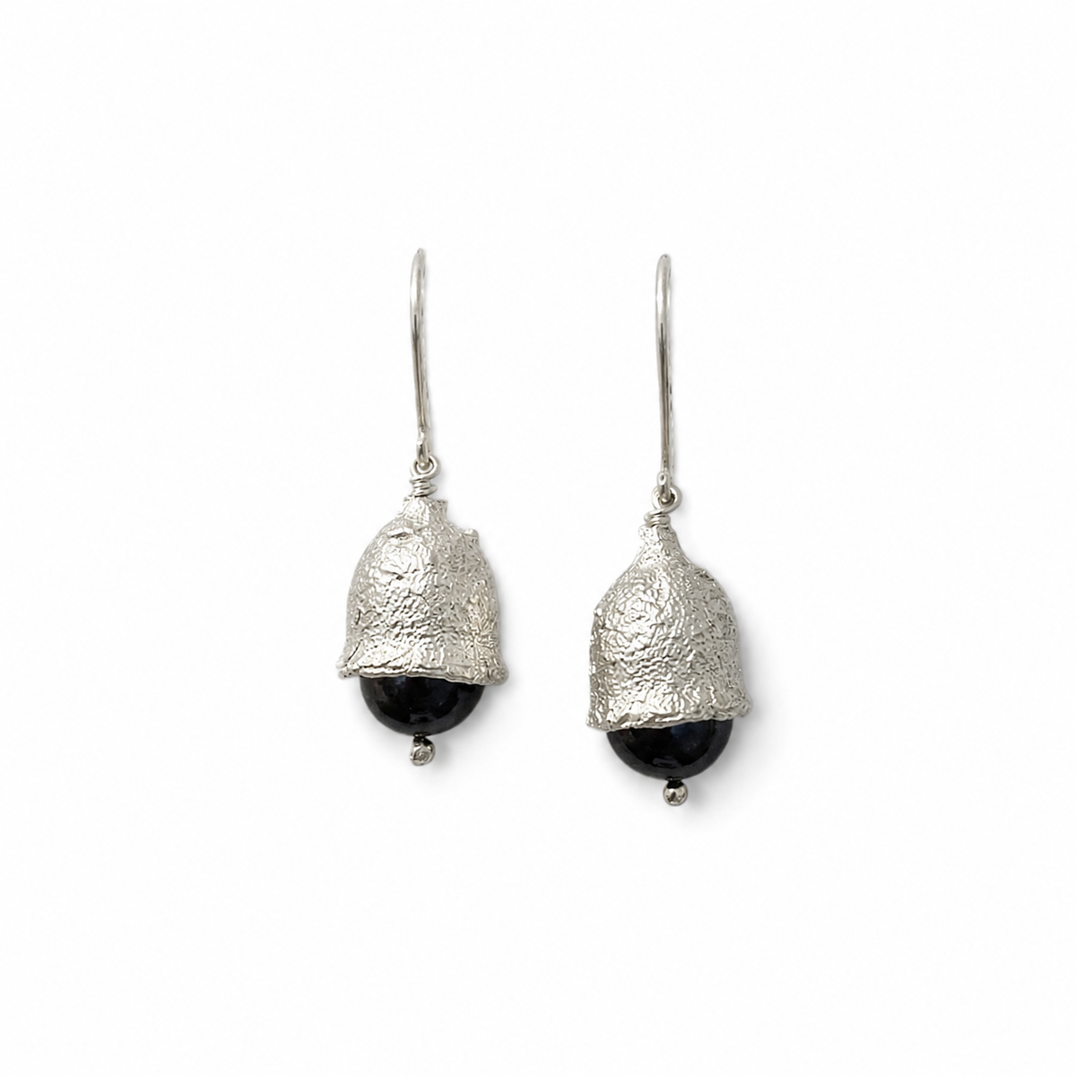 Eucalyputs LEU Earrings with Balck freshwater pearl